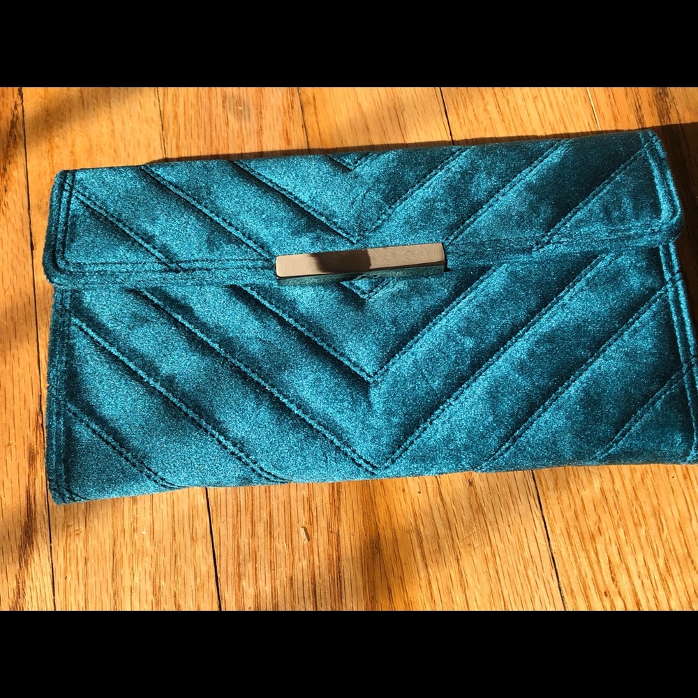 WOLF Brand Clutch/Wallet/Travel Portfolio
